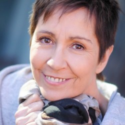 DOMINIQUE VALLéE