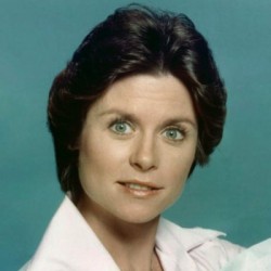 DARLEEN CARR