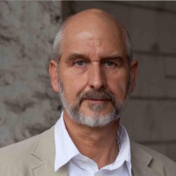 LUTZ REICHERT