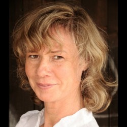 CLAUDIA SCHERMUTZKI