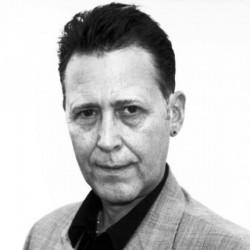 FRANK GLAUBRECHT