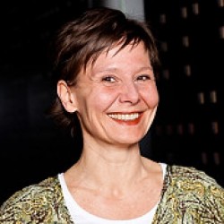 DORETTE HUGO