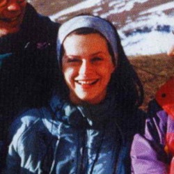 YAëL BARROZ