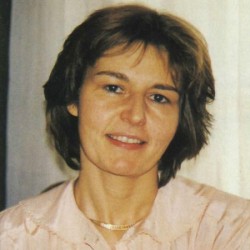 ÉVELYNE ESTHER GABRIEL